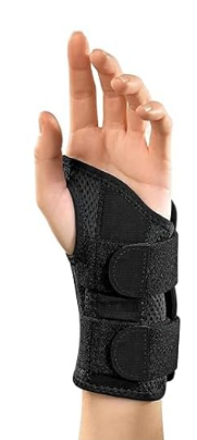 Wrist Brace Support for Men & Women – Carpal Tunnel, Arthritis & Tendonitis Pain Relief, Adjustable Compression, Black